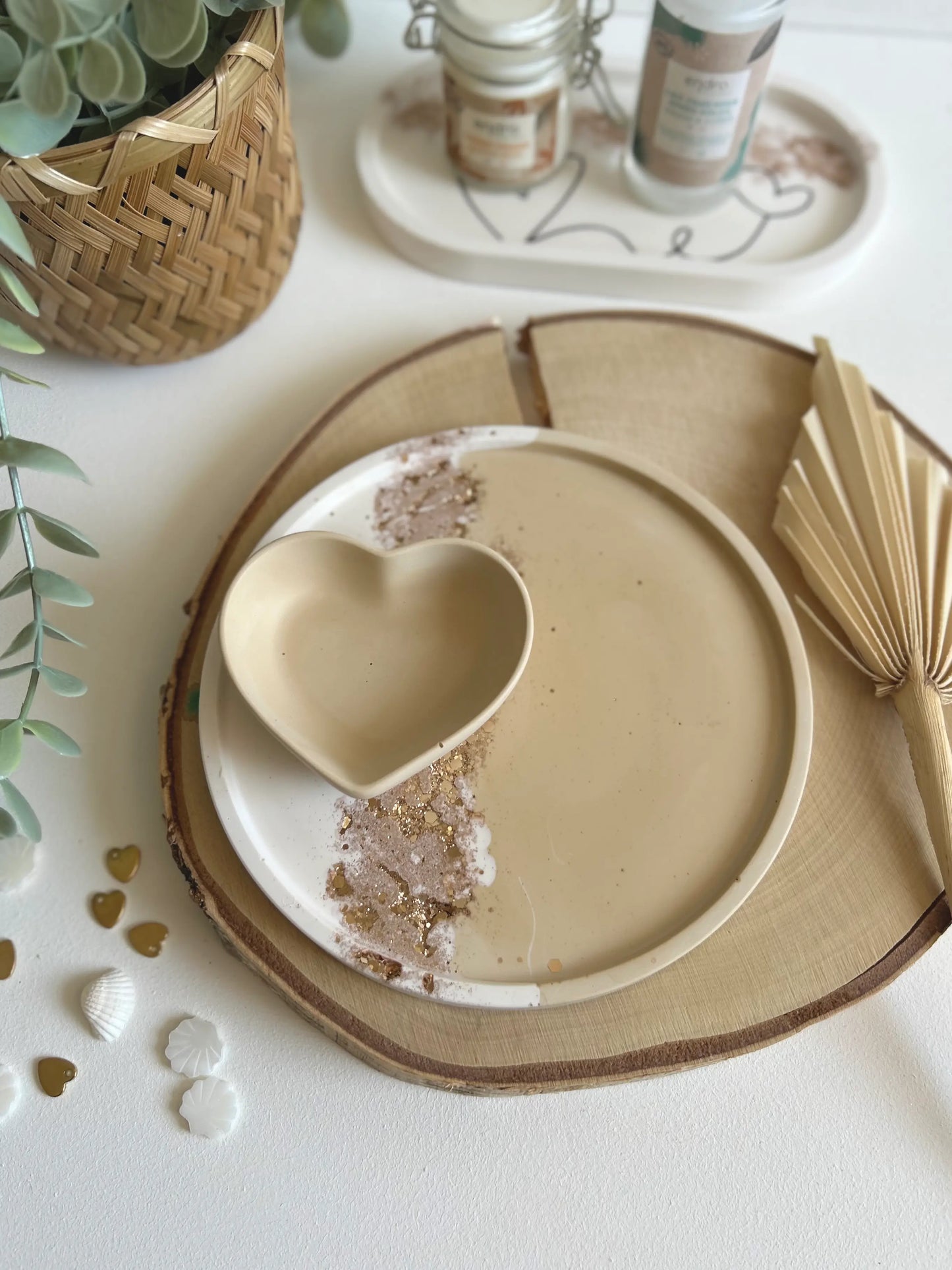 Plateau rond et coupelle coeur - Beige