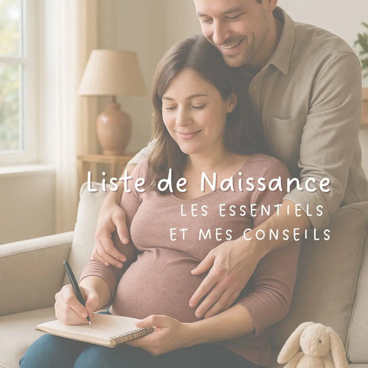 Future maman enceinte recherchant sur internet que mettre dans sa liste de naissance et quels indispensables bébé prévoir.
