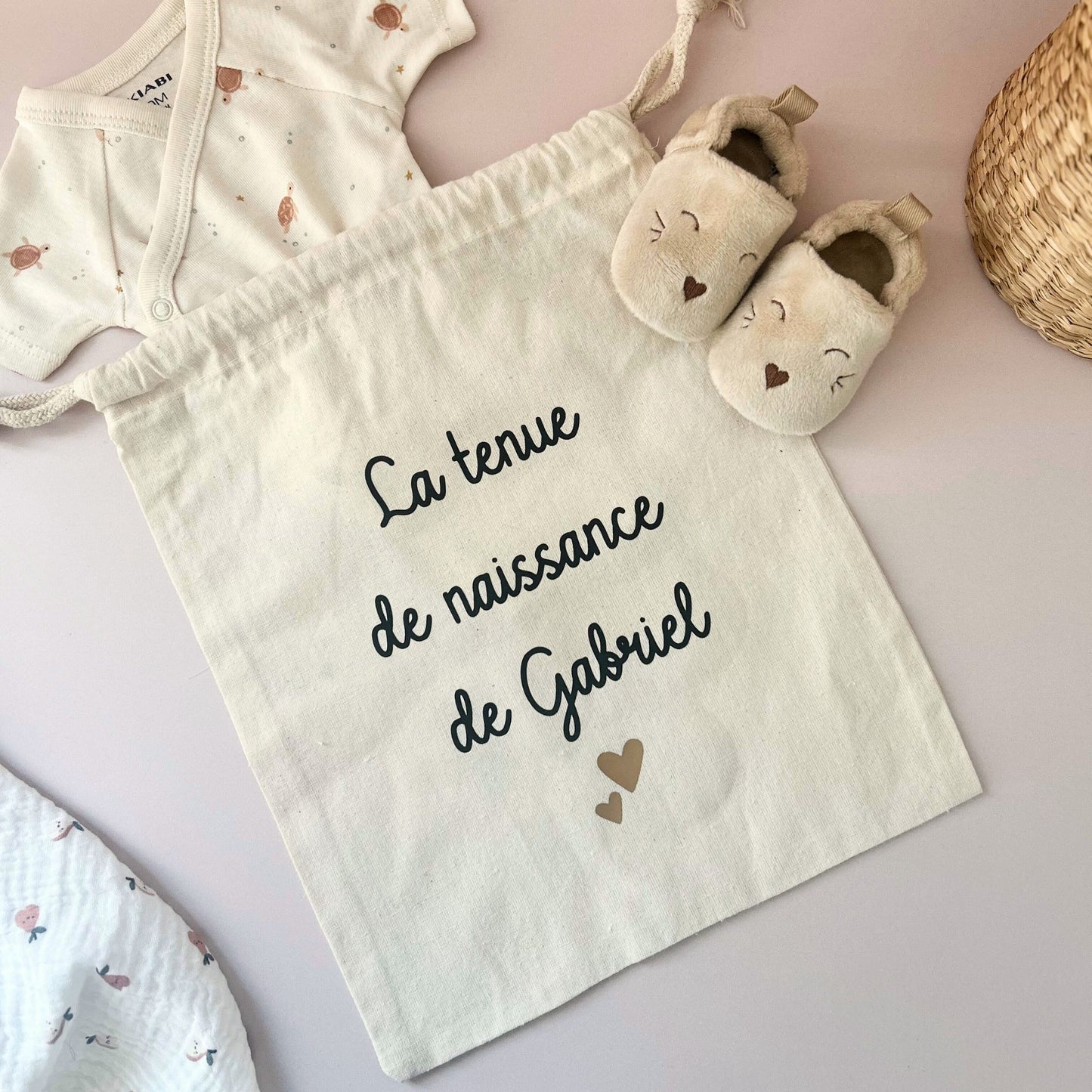 Pochon personnalisé - La tenue de naissance