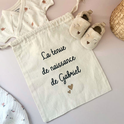 Pochon personnalisé - La tenue de naissance